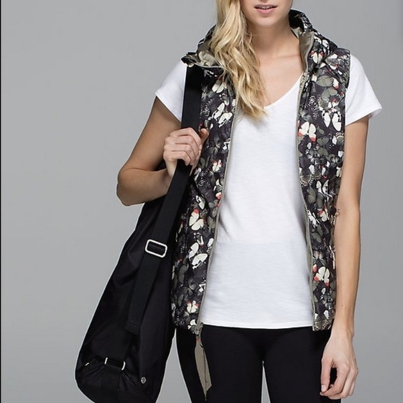 Lululemon | The Fluffiest Reversible Down Vest Olive Green Butterflies Size 2 - Picture 2 of 16